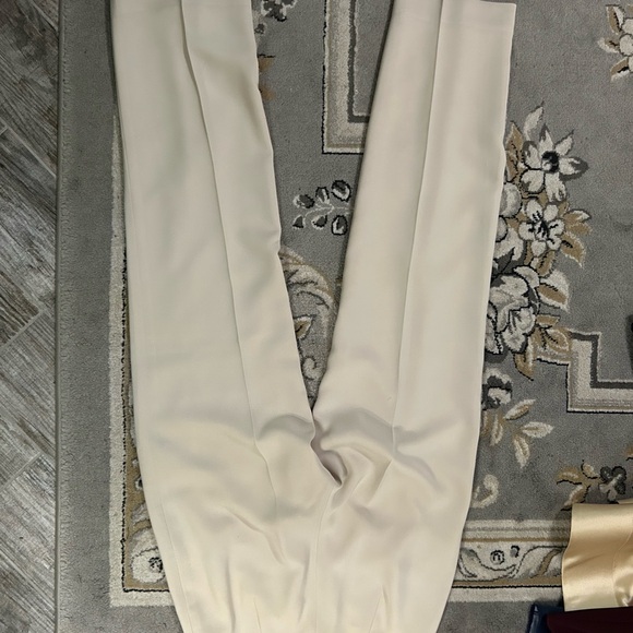 Elegant Cream Women's Pant Suit Set - Picture 8 of 8